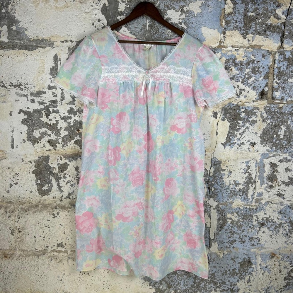 VTG Fundamentals Moo Moo Nightgown Womens L Pastel Floral Vintage Lace Trim USA